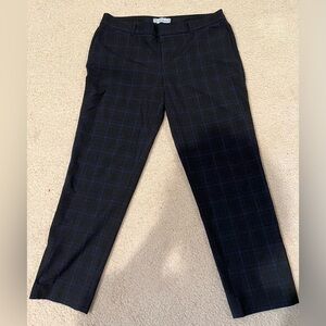 Gap slim crop size 6 stretch plaid pants.